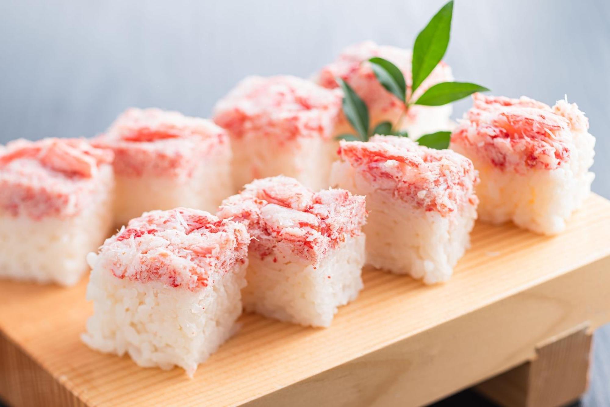 מלון קאגה Ooedo Onsen Monogatari Premium Yoshinoya Irokuen מראה חיצוני תמונה